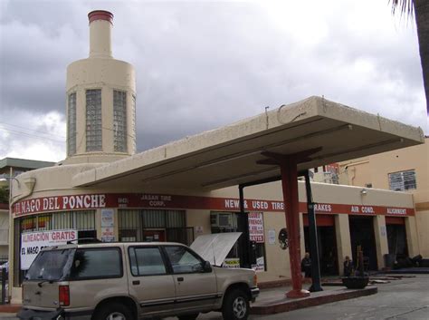 Long lines at gasoline stations have been seen in parts of florida, caused by panic buying amid concerns of gas shortages and price hikes after a cyberattack shut down the country's biggest fuel. Florida Art Deco Gas Stations | RoadsideArchitecture.com