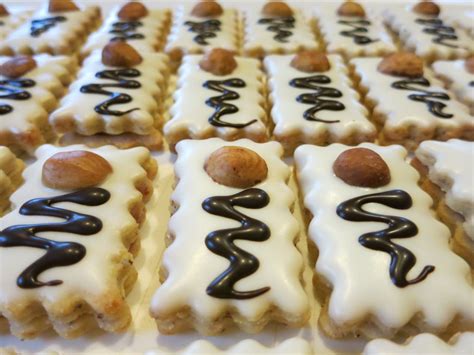 Rezept schokoladen kekse kuchen miezen back blog. Schoko Himbeer Kekse - Mehlspeisenrezepte