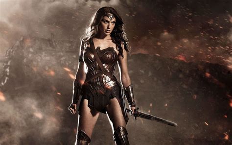 Wonder Woman In Batman V Superman Dawn Of Justice Hd Wallpapers Dww