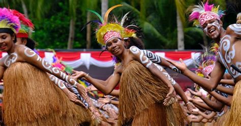 Yuk Moms Ajak Anak Mengenal Tarian Tradisional Papua Orami