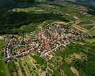 Luftaufnahme Schorndorf - Dorfkern am Feldrand in Schorndorf im ...