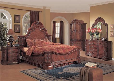 Enjoy free shipping with your order! Hannah Traditional Bedroom Furniture Mansion Bed Solid ...