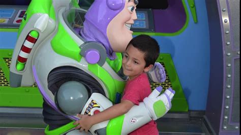 Toy Story Buzz Lightyear Meet And Greet At Disneys Magic Kingdom Youtube