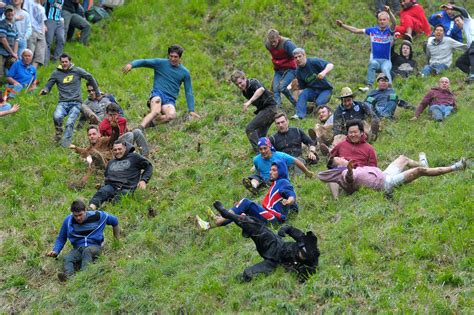 Cheese Rolling 2014 Heart Gloucestershire