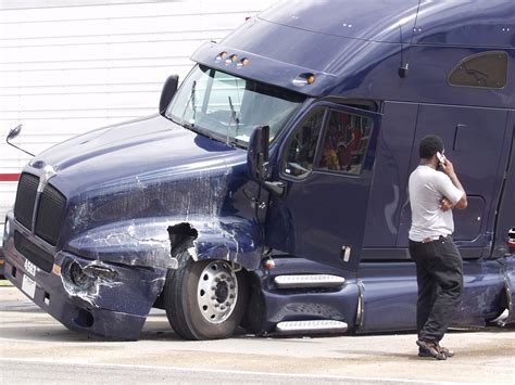 What To Do If You Have Been Hit By A Semi Truck Heidari Law Group