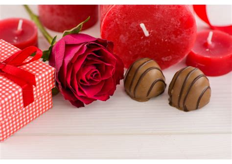 Tired of the standard chocolates and roses? Top chocolate gifts for Valentine's Day | Giftsnideas.com