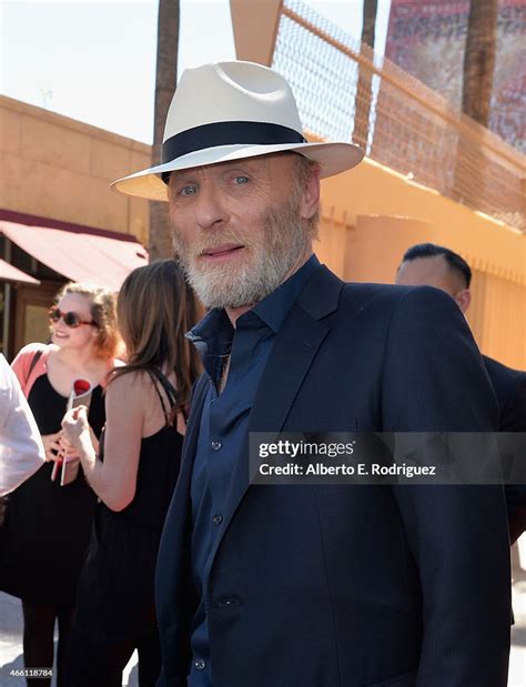 actor ed harris attends a ceremony honoring him with the 2 546th star news photo getty images
