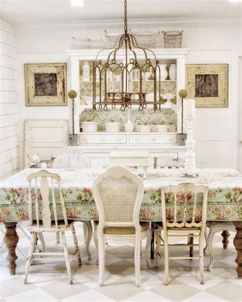 37 Charming French Country Dining Rooms