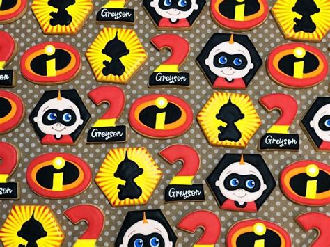 Pin By Pam Schwigen On Cookie Decorating Super Heros Cookie