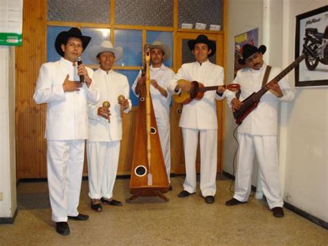 Folklore Venezolano Características Tipos Cantantes Y Más
