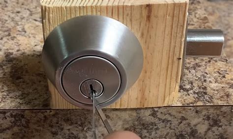 How To Pick A Deadbolt Lock With Bobby Pins In 4 Steps