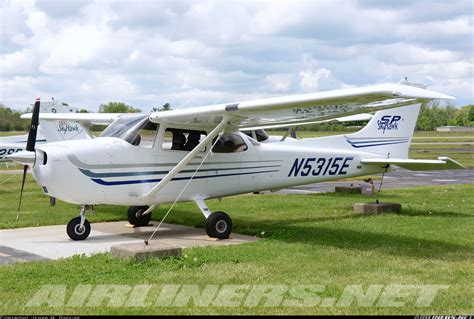 Cessna 172sp Skyhawk Untitled Aviation Photo 6022987