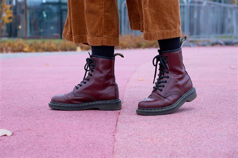 How To Wear Doc Martens 15 Outfit Ideas For Any Style Clothedup