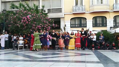 .ως παγκόσμια ημέρα χορού επιλέξαμε και παρουσιάζουμε μερικά από τα μεγάλα αστέρια του χορού διαβάστε το μήνυμα για τη φετινή παγκόσμια ημέρα χορού που έγραψε ο ισπανός ισραέλ. Ο.Κ.Ν. - ΠΑΝΩ ΧΟΡΟΣ - ΠΑΓΚΟΣΜΙΑ ΗΜΕΡΑ ΧΟΡΟΥ 2018 - YouTube