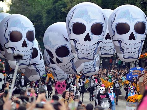 They show up every time you start pycharm. Mexico City's Day of the Dead Celebration Draws a Crowd of ...