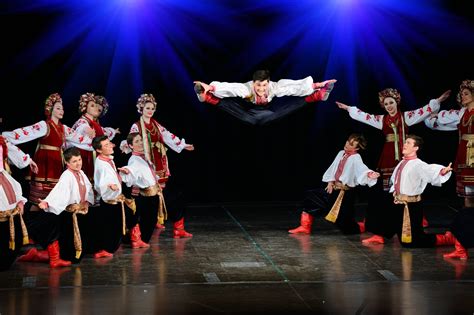 selo ukrainian dancers ukrainian dancers from anola manitoba canada celebrating and