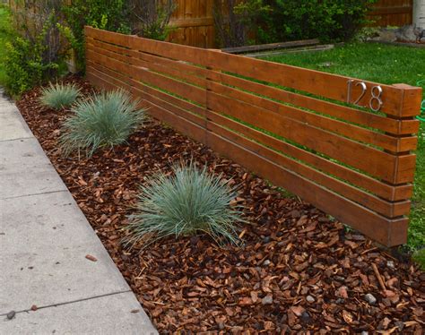 Modern Front Yard Fence Tips And Ideas