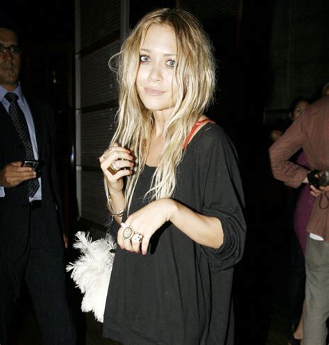 Olsens Anonymous Look Of The Day Mary Kate