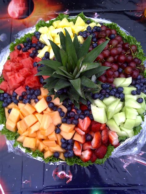 Pin By 권미애 On Buffets Veggie Tray Vegetable Tray Fruit Dishes