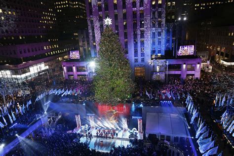 Rockefeller Center Christmas Tree Lighting Dazzles Millions
