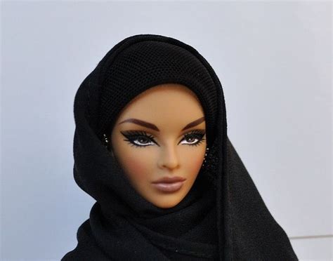 A Beautiful Middle Eastern Barbie Fashion Royalty Dolls Fashion