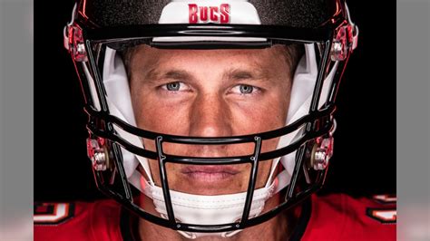 Photos First Look At Tom Brady In A Bucs Uniform Tampa Bay Buccaneers