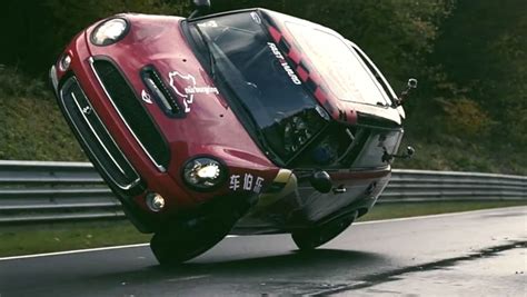 Mini Cooper Sets Nurburgring Lap Record On Two Wheels Auto Express