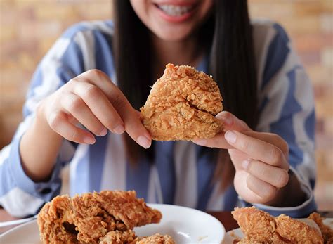 What Happens To Your Body When You Eat Chicken Every Day — Eat This Not