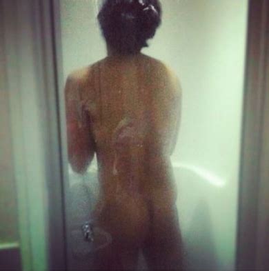 Tumbex Hotcelebsnakedguysgayporn Tumblr Louis Tomlinson Fake Nude