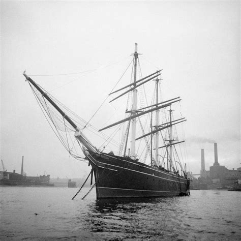 Cutty Sark 1869 At Anchor Cutty Sark Old Sailing Ships Sailing