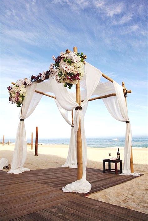 Beach wedding ceremony in boho style. 39 Gorgeous Beach Wedding Decoration Ideas | Wedding ...