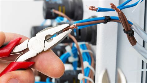 Electrical Repairs Electricity Repairs In London Le Company