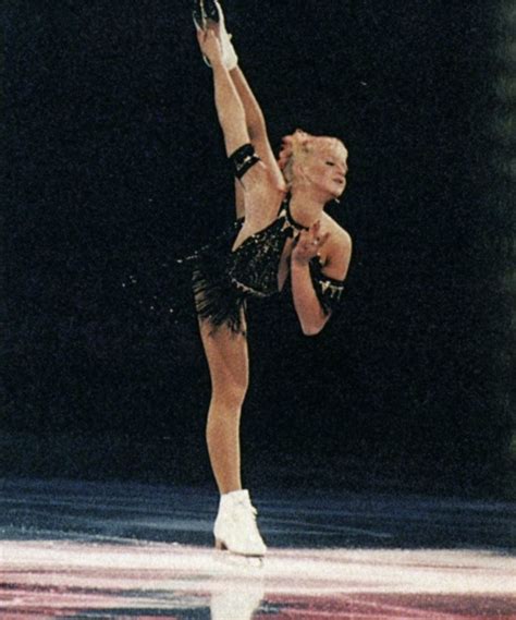 Nicole Bobek Performing An Exhibition During The Us Figure Skating Championships In Providence
