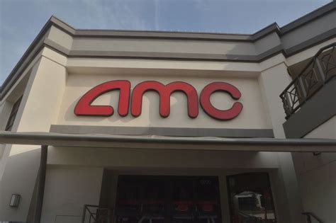 Amc Theaters Ceo Adam Aron Says He Was The Victim Of Blackmail Scheme