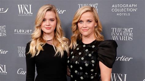 reese witherspoon and her daughter are literal twins harper s bazaar arabia