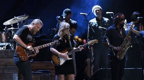 Tedeschi Trucks Band Keep On Growing Live From The Fox Oakland Youtube