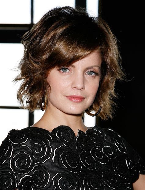 Curly Layered Bob Hairstyle Hairstyles Weekly