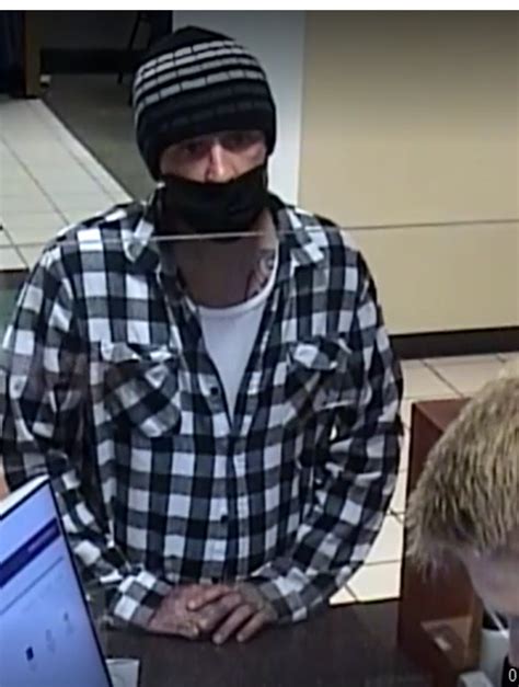 Lpd Releases Photos Of Suspect In Wednesdays Bank Robbery Kfor Fm