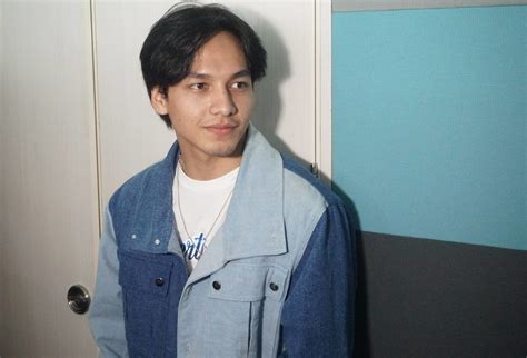 Jefri Nichol Berakting Di Film Seperti Hujan Yang Jatuh Ke Bumi