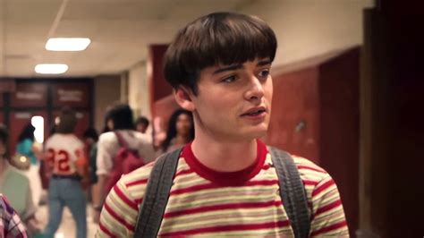 Stranger Things Actor Noah Schnapp Comes Out As Gay Social Junkie