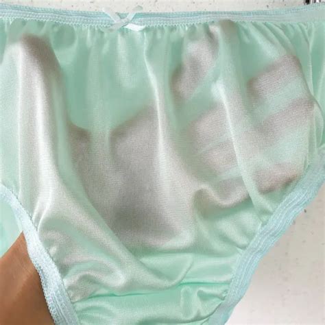 VINTAGE SILKY NYLON Panties Sheer Yellow Bikini Soft Brief Size 7 8 Hip