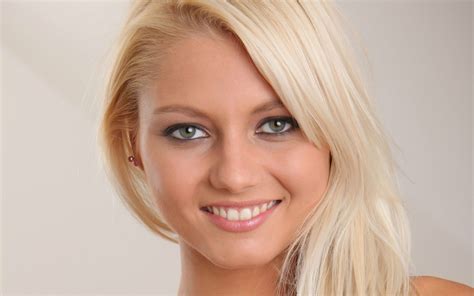 women pornstar annely gerritsen smiling face czech women model women indoors dyed hair
