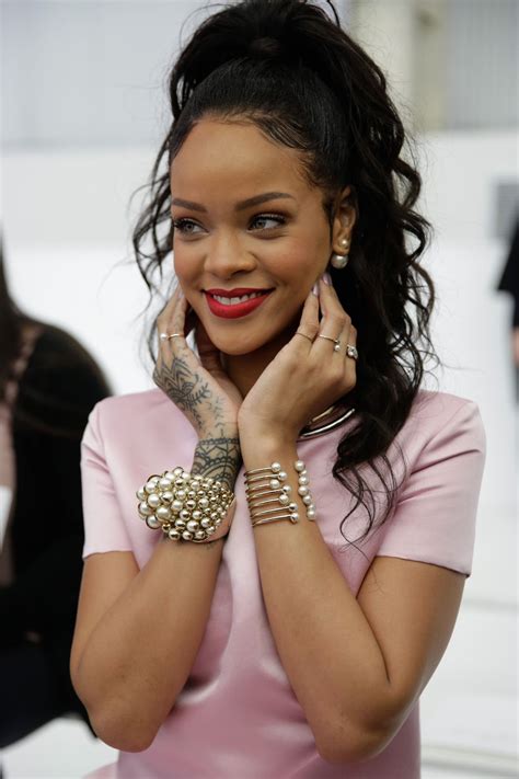Angel hair for christmas trees; Rihanna - Dior Cruise 2015 Fashion Show - May 2014 ...