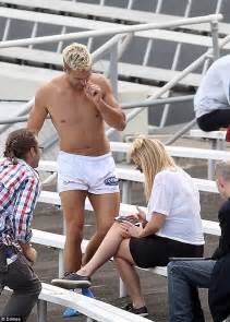 Shirtless Beau Ryan Awkwardly Adjusts Himself In Sydney Daily Mail Online