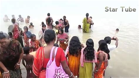 Beautiful Hot Girls Bath In Ganga Ji River Holy River Ganga Ji Open
