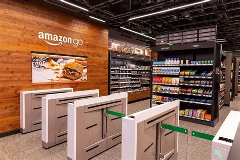Amazon начинает продажи технологии Just Walk Out магазина без