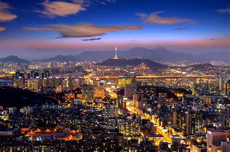 View Of Downtown Cityscape And Seoul Tower In Seoul South Flickr