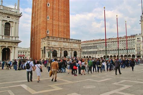 Waiting Line On Saint Mark S Square Venice Italy Editorial Stock