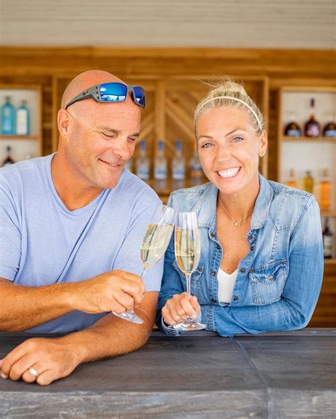 Husband And Wife Duo Bryan And Sarah Baeumler Are Hgtvs Latest Stars The Canadian Couple Has