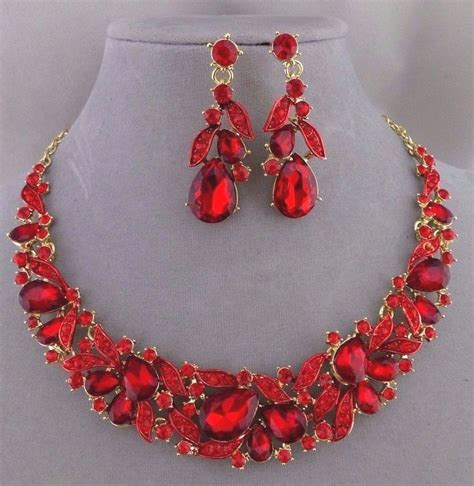 Red Rhinestone Necklace Earrings Set Gold Fashion Jewelry NEW Pretty